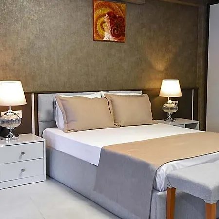 Pier21 House فندق دالامان